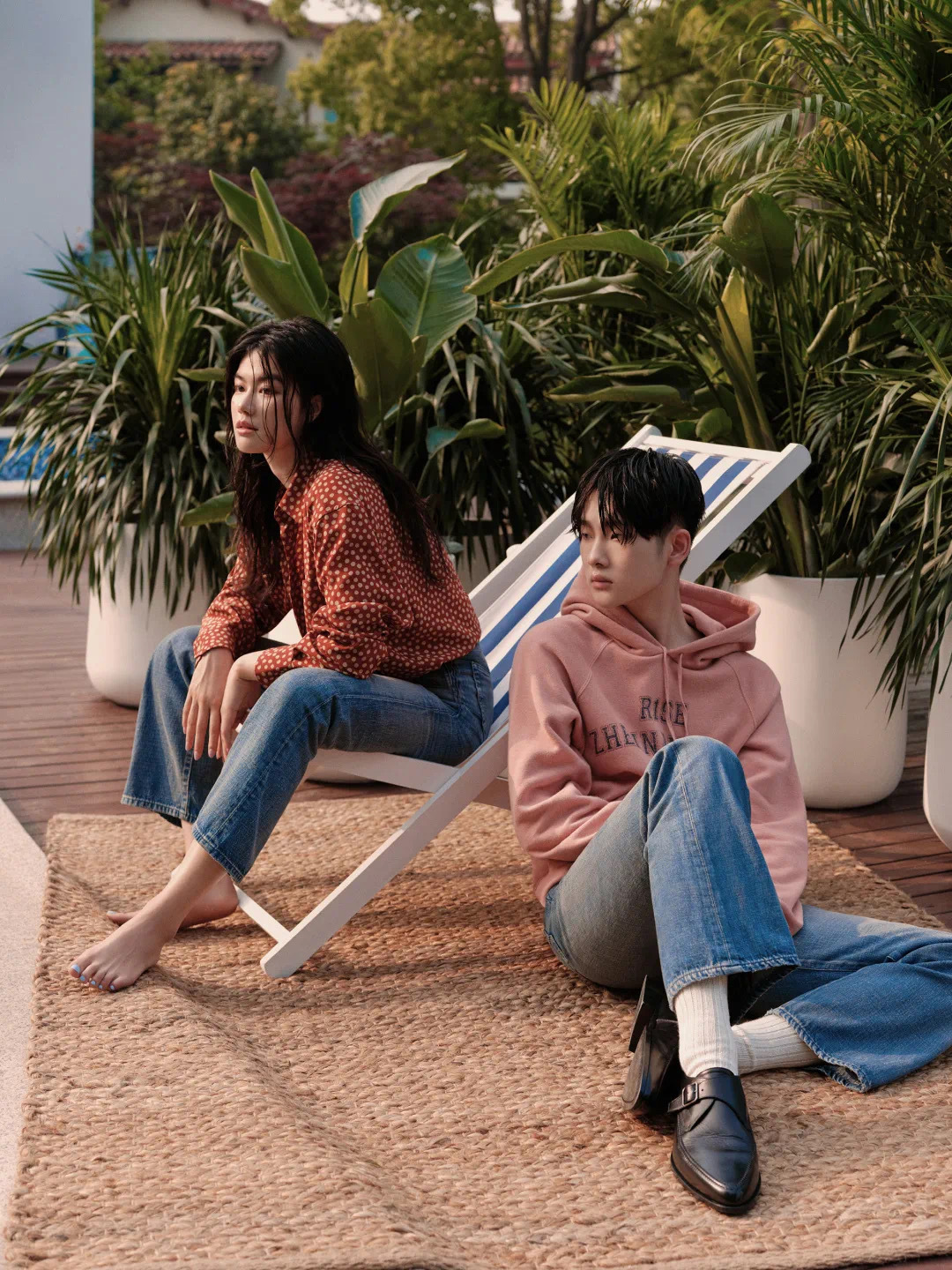 圣羅蘭攜手周震南、李蔓瑄，共同演繹七夕限定衛衣