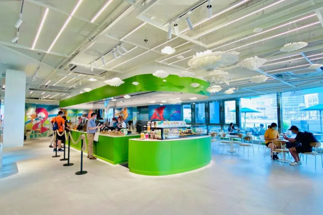 星巴克上海老店變身“咖啡星球”，還舉辦了藝術(shù)展