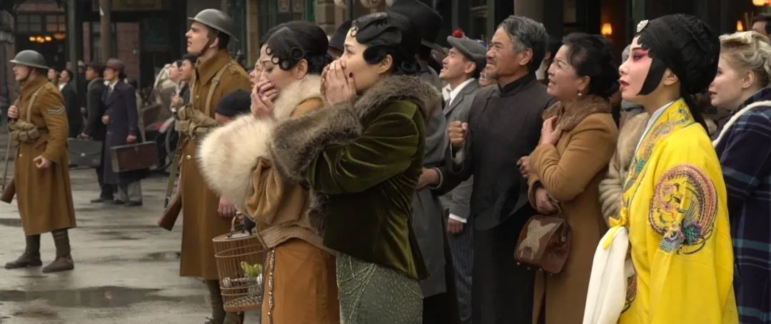 專訪《八佰》導(dǎo)演管虎：光有史實不足夠，還需一部分的詩意