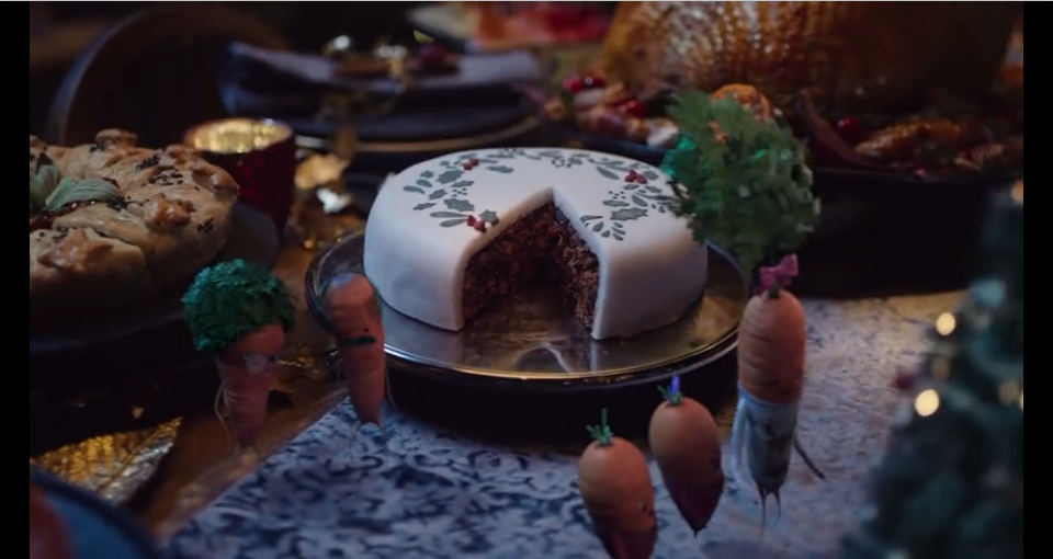 ALDI 奧樂齊圣誕廣告,向電影《ET》致敬:一只胡蘿卜的奇幻回家路 ALDI 奧樂齊圣誕廣告,向電影《ET》致敬:一只胡蘿卜的奇幻回家路