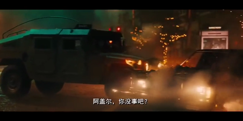 布魯斯威利代言汽車電池廣告，虎膽龍威高燃回歸！