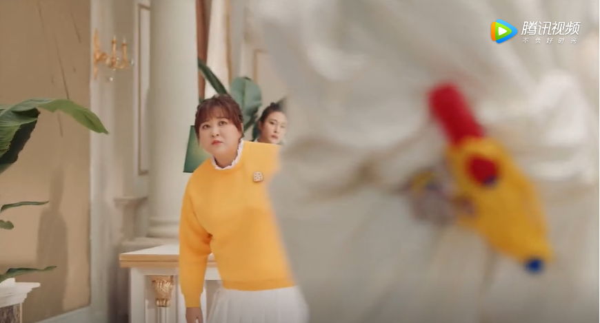 沈騰、賈玲合體，爆笑演繹美團(tuán)“省錢(qián)”廣告片